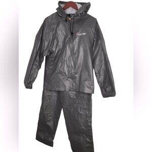 Frogg Toggs Women’s Rain Suit w/Pouch - Size Large - EUC.                     6